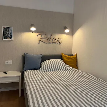 Modernes City-apartment Mit Highspeed-wlan & Top-lage - Easy *